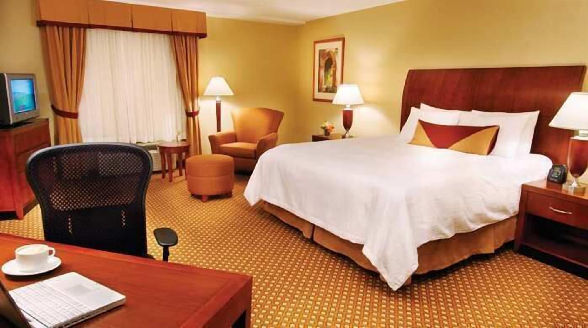 Hilton Garden Inn Gilroy Exteriér fotografie