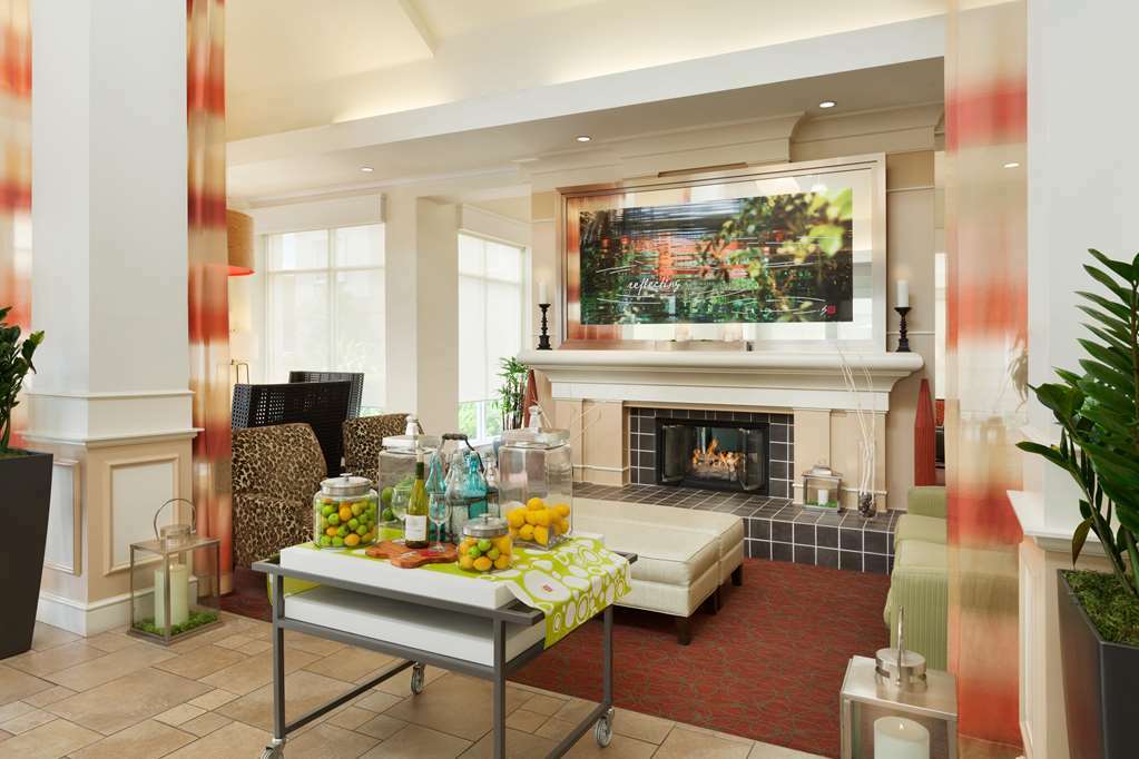 Hilton Garden Inn Gilroy Interiér fotografie