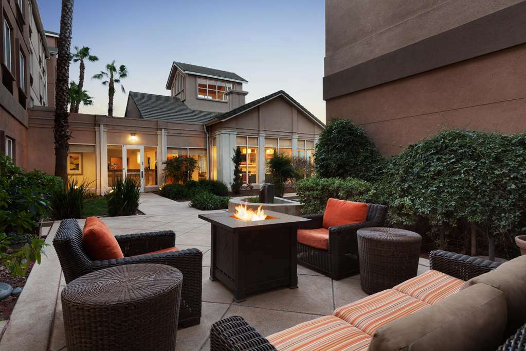 Hilton Garden Inn Gilroy Exteriér fotografie